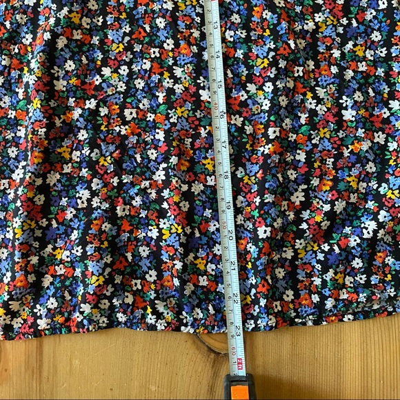 Gap • Colorful Floral Midi Skirt - Picture 6 of 7